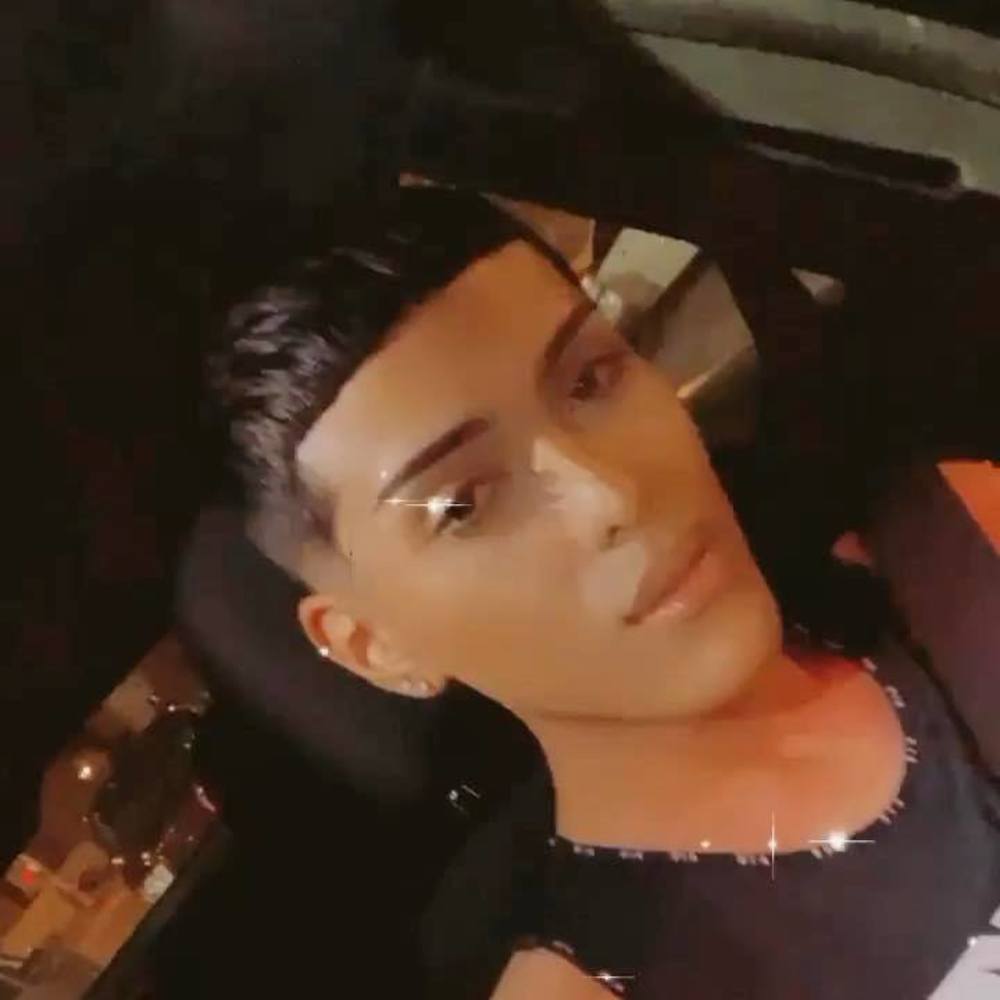 Meet your Posher, Nando